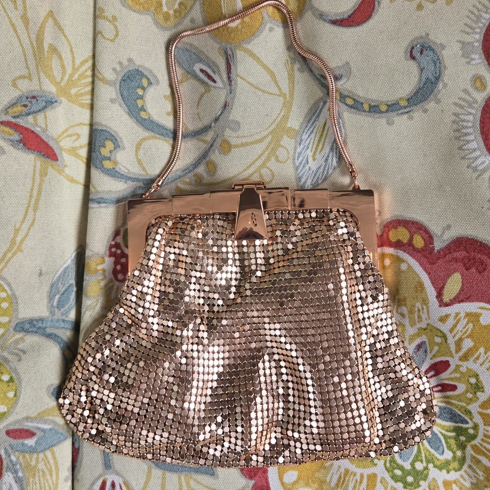 Elegant Rose Gold Sequin Evening Bag